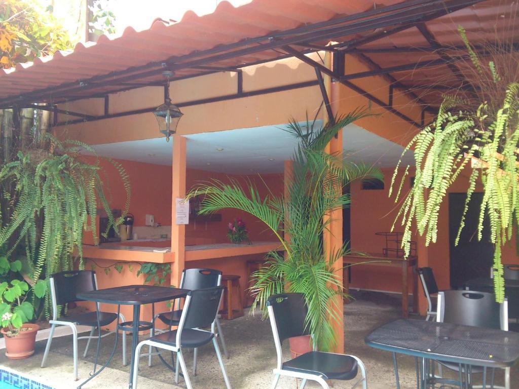 Inn On The Park Manuel Antonio Esterno foto
